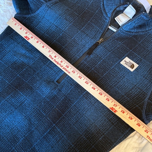 The North Face Men's Black and Blue Plaid Zip-Up Sweater - Picture 6 of 7